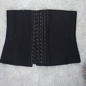 Waist Trainer